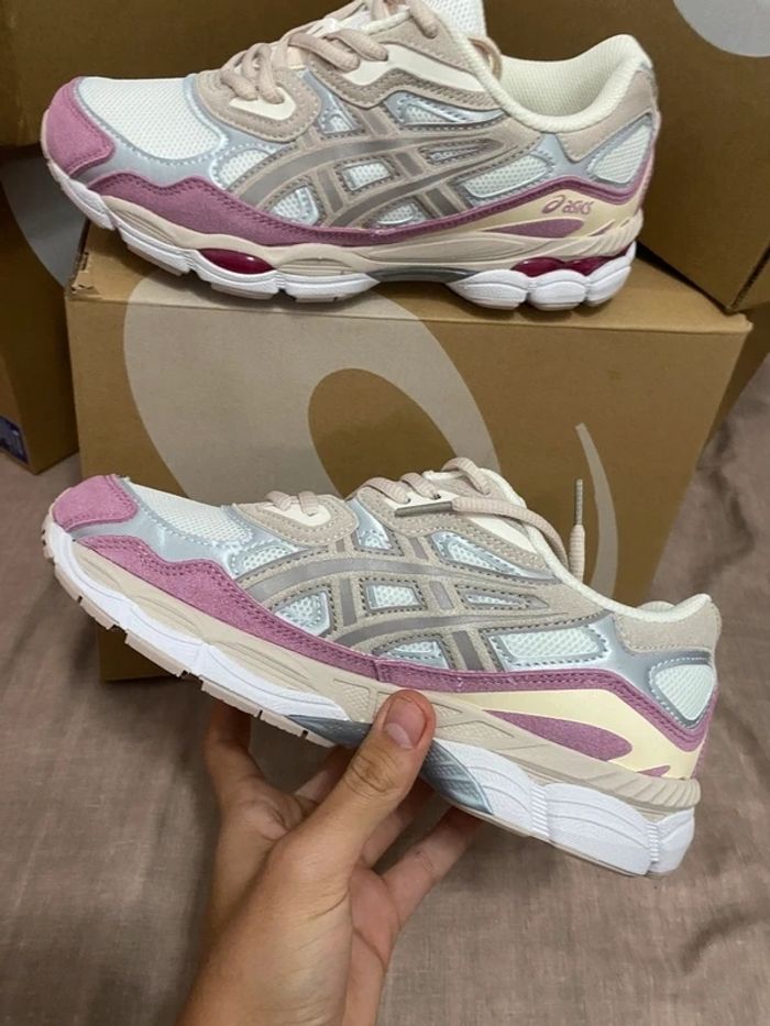 Asics Gel-NYC Rose 36