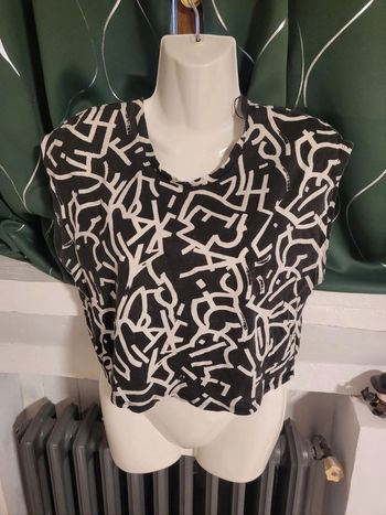 Haut type top croc femme taille l zara spécial T