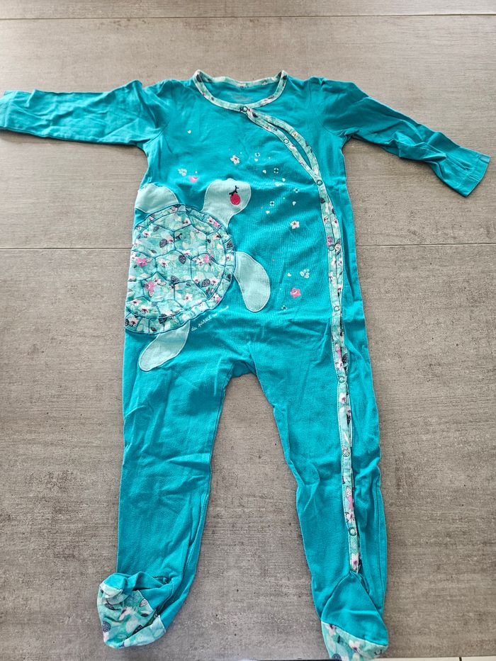 4 pyjamas - photo numéro 7