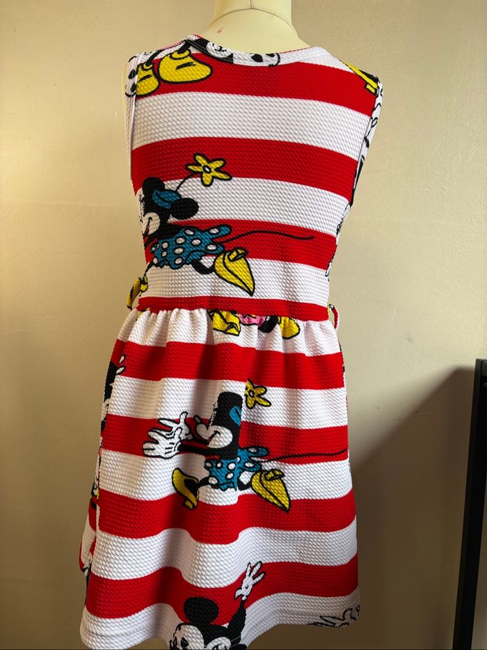 Robe fille taille 130 - photo numéro 5
