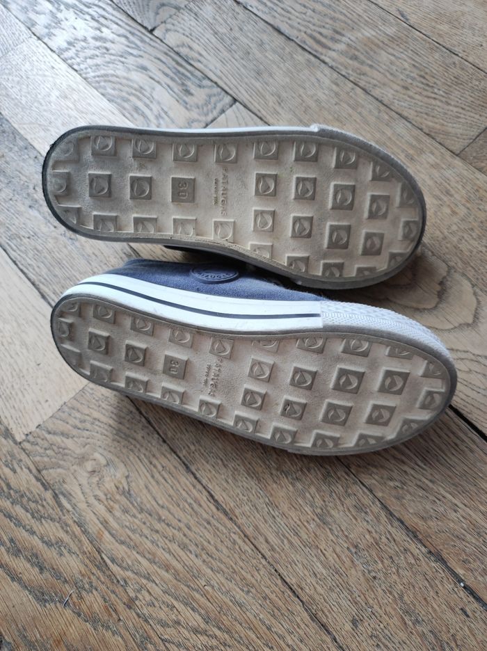 Chaussures en toile garçon taille 30 - photo numéro 2