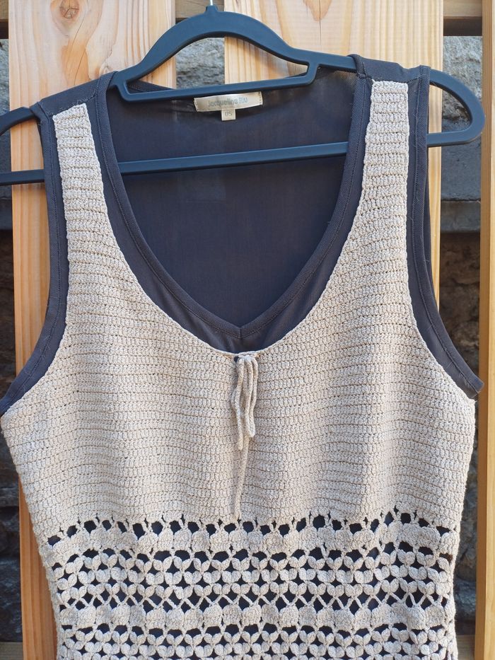 Joli haut sans manches brodé beige et marron Jacquelin Riu - photo numéro 5