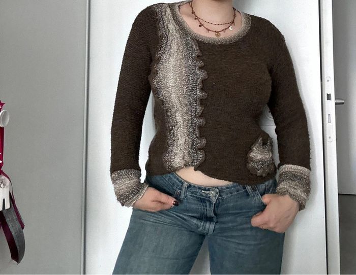Pull vintage Y2K marron & beige – Taille S | Style rétro | Motifs 2000’s
