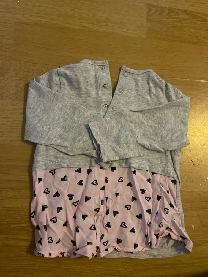 Tee shirt manches longues fille 9 mois - photo numéro 2