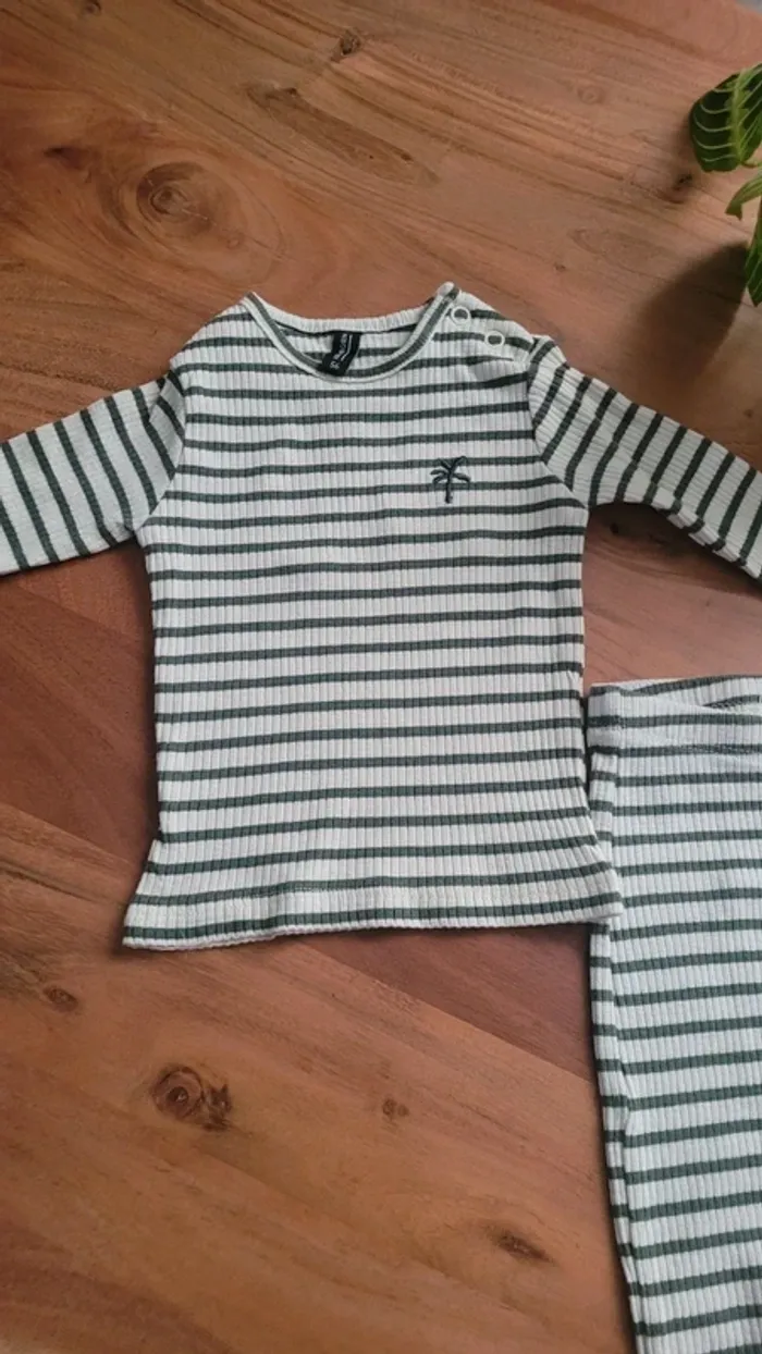 Ensemble bébé à rayures 56cm - photo numéro 5