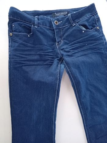 Jeans taille xl mais conviens plutôt a un L