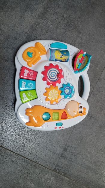 Jouet d'éveil musical