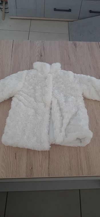 Manteau 24 mois avec écharpe 