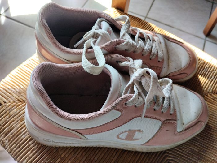 Basket rose et blanc