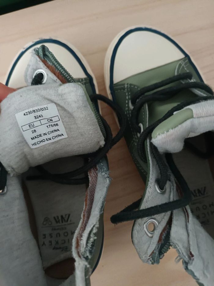 Paire de tennis montantes avec fermeture éclair Zara Mickey pointure 28 - photo numéro 6