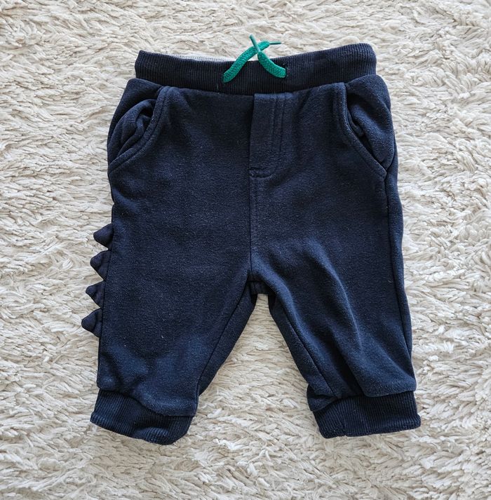 Tenue 6 mois crocodile En très bon état
Taille 68 cm
#Tousle6moisdEli - photo numéro 4