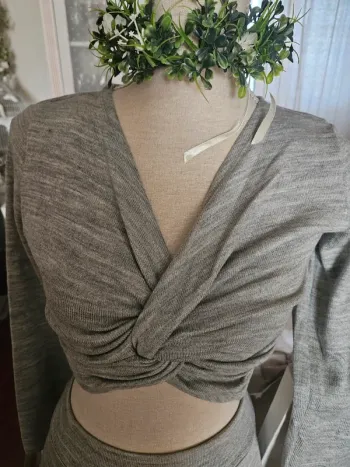 Ensemble jupe lainage gris Elisa Fashion Taille M Neuf