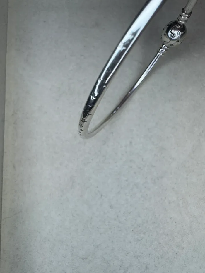 Bracelet Jonc Pandora Authentique Fermoir Étoiles et Galaxie Taille 19 - photo numéro 3