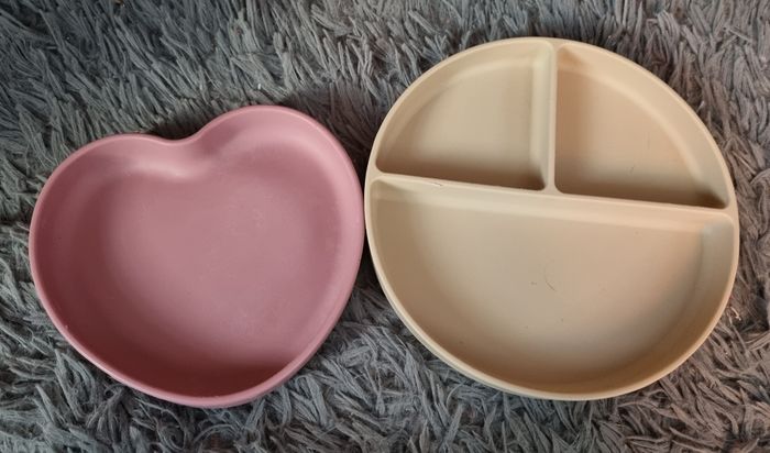Lot assiettes ventouses silicone