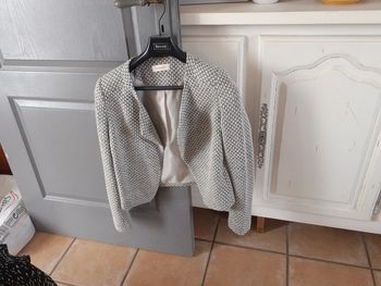 Jolie veste double noir blanche brillante