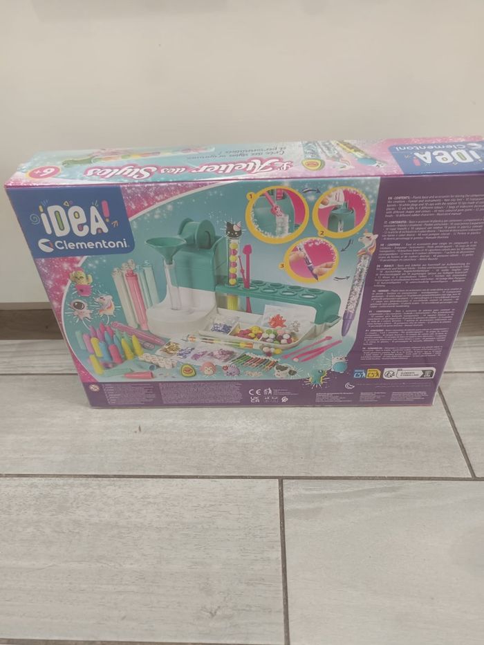 L atelier des stylos