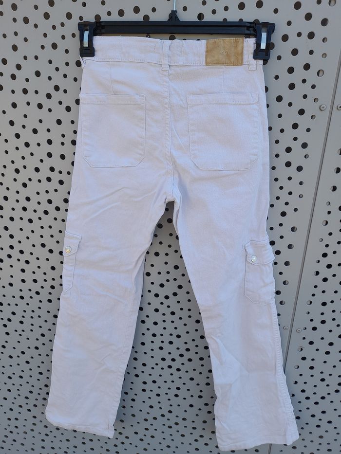 Jean cargo blanc Zara - photo numéro 2