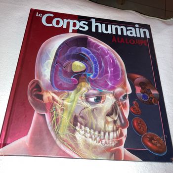 # livre # le corps humain à la loupe