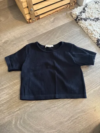 T-shirt noir crop stretch pull & bear