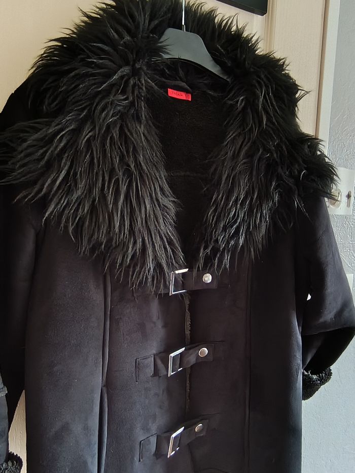Manteau suédine noir col fausse fourrure - photo numéro 5