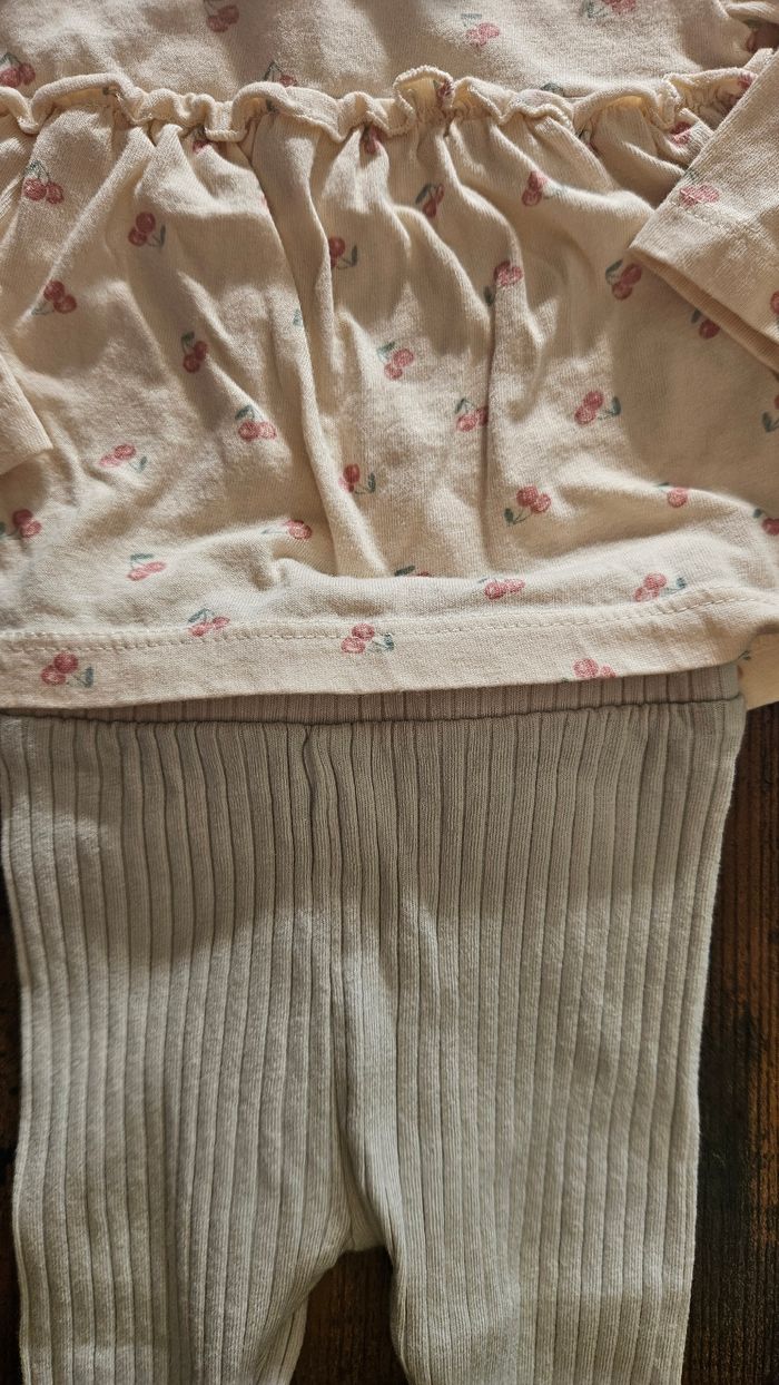 Ensemble tee-shirt et pantalon bébé fille - photo numéro 2