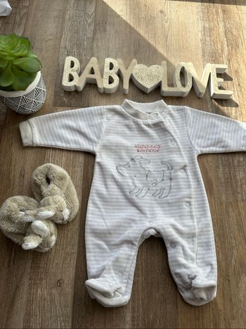 - Pyjama C&A - 0 mois - Très bon état