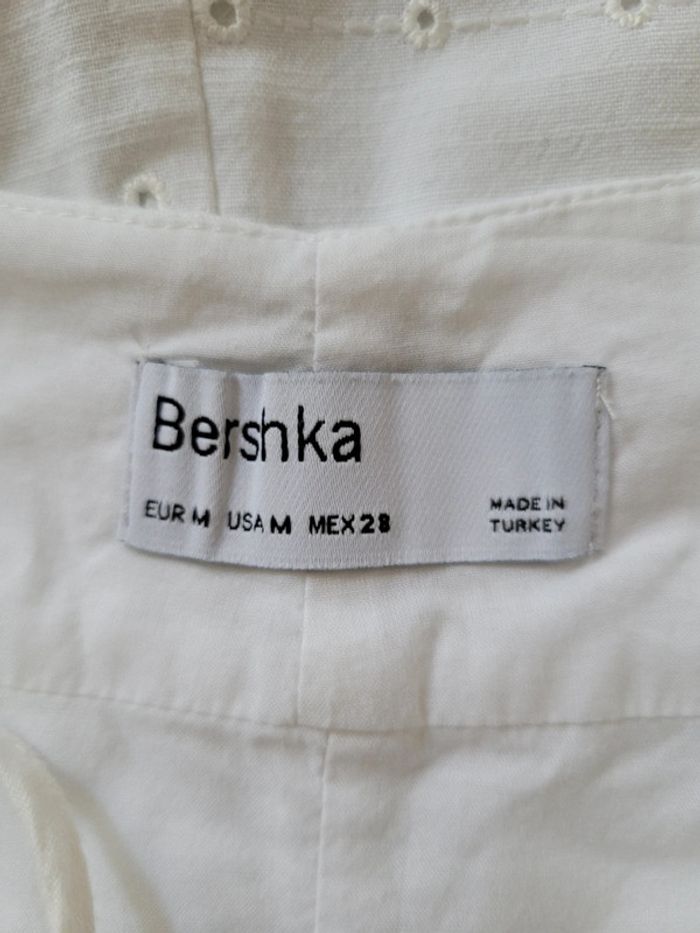 Superbe combinaison short broderie anglaise Bershka Taille M - photo numéro 9