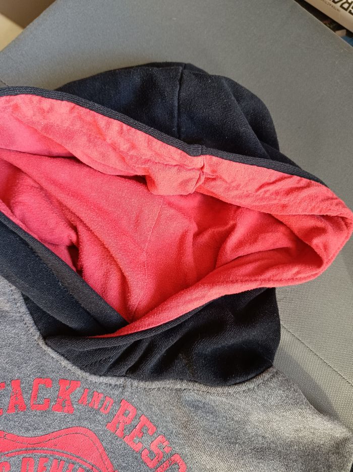 Sweat a capuche 🎮 Taille 10 ans - photo numéro 4