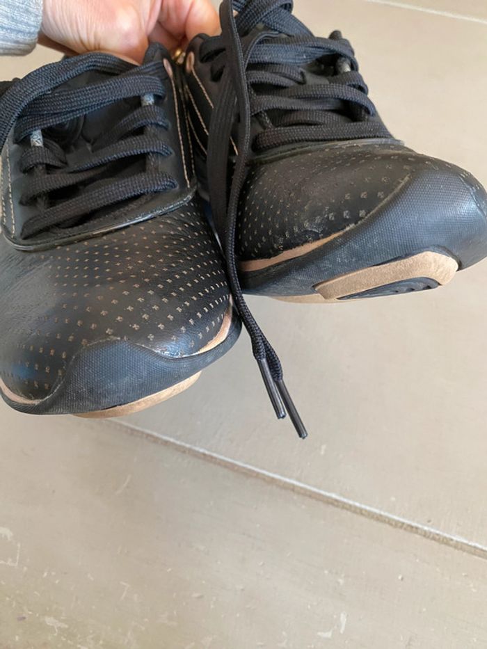 Basket vintage Reebok easy tone moving air inside smooth fit noire et rosé taille 37 - photo numéro 13