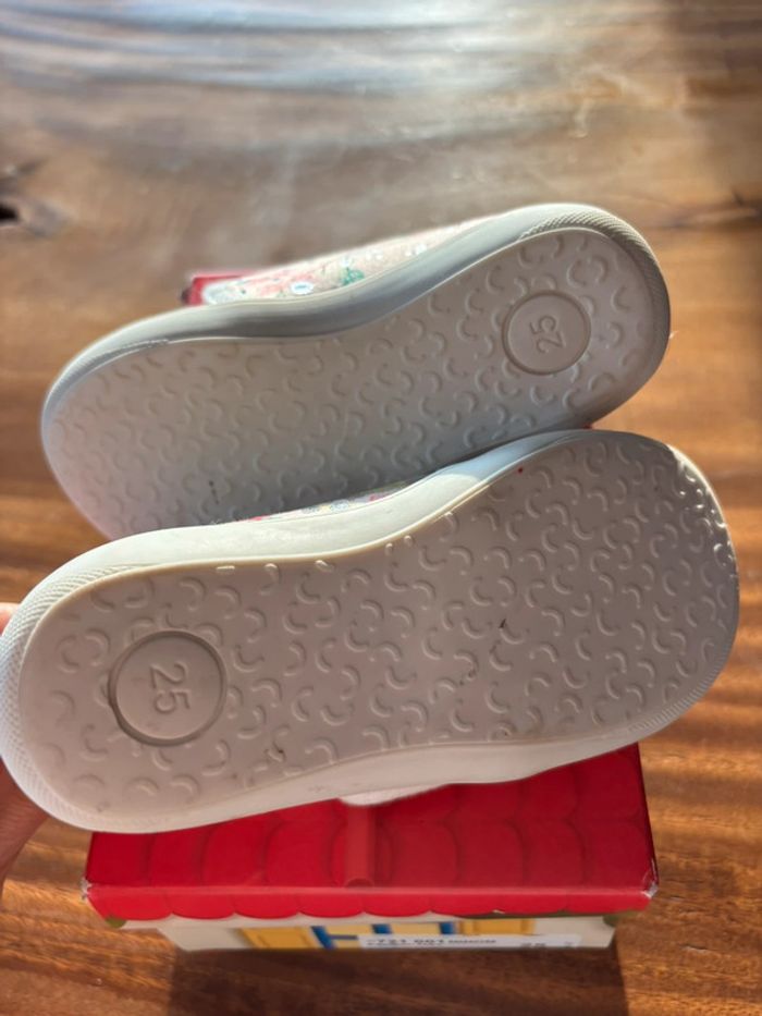 Chaussons Bellamy pointure 25 neuf - photo numéro 4