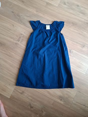 Robe bleue marine uniqlo 8 ans