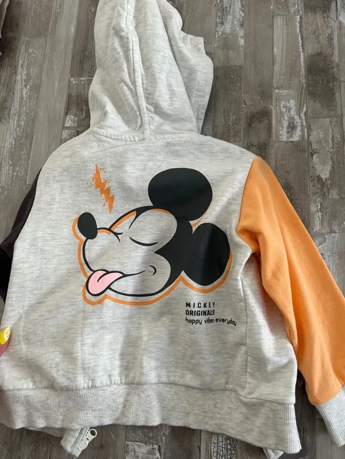 Gilet Mickey Disney T 36 mois - photo numéro 5