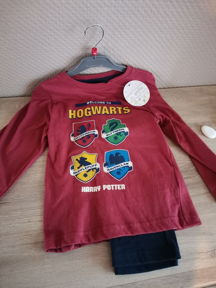 Pyjama Harry potter neuf avec étiquette - photo numéro 2