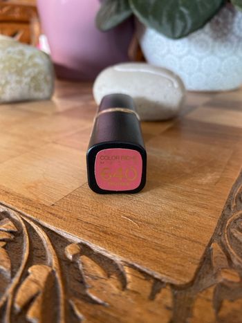 Rouge à lèvres l’Oréal 640 color riche matte