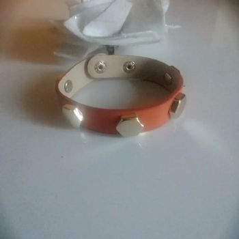 🌸Bracelet cuir avec ornements dorés "ikita" Neuf Idéal pour un cadeau de noël 🎄🌸