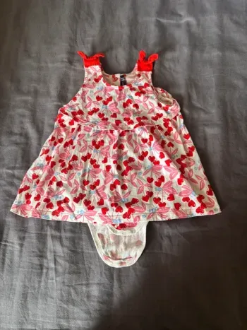Robe body imprimée thème bouquet de  cerises 36 mois  sergent major