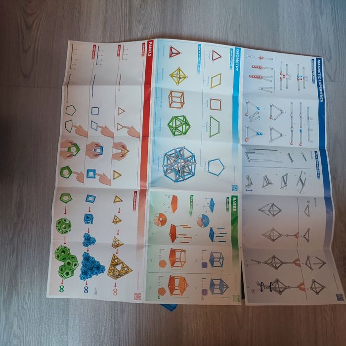 Geomag construction magnétique ensemble de 83 pièces (81 car manque 2 billes ) des 3 ans avec notice nombreux exemples - photo numéro 2