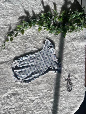 Body manche courte en 12 mois