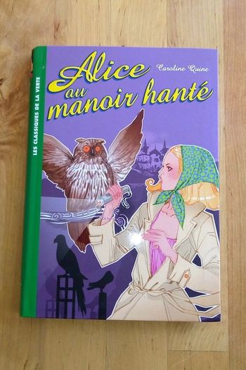 Livre enfant Alice au manoir hanté