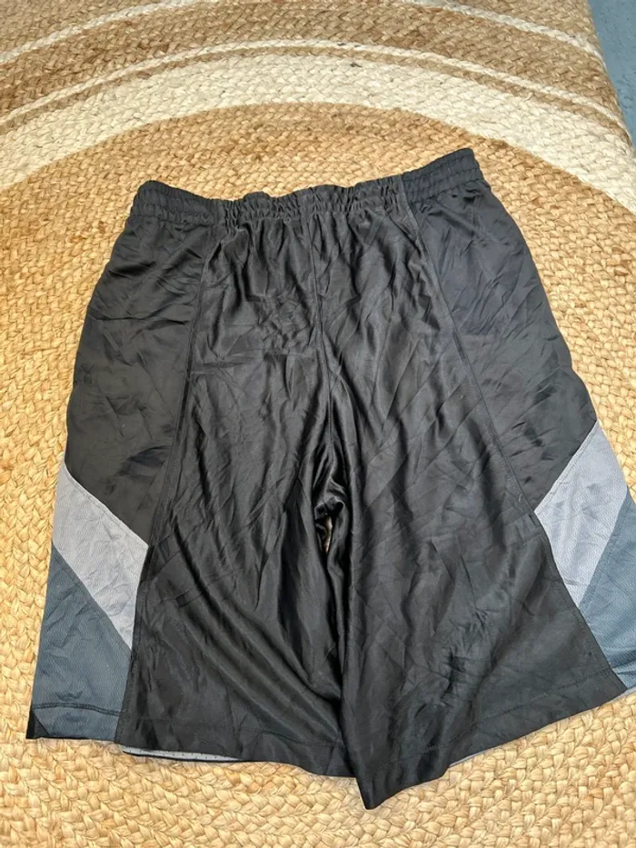 Short Homme Starter Noir et Gris Taille L | Très Bon État #BS1899 - photo numéro 2