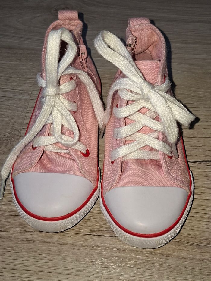 Basket rose taille 25 - photo numéro 2