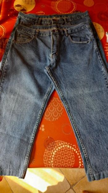 Lot 2 jeans homme Taille 52