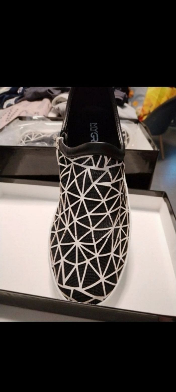 😍Jolies chaussures made in Italie T40 - photo numéro 2