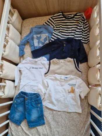 Lot vêtements manches longues 9 mois