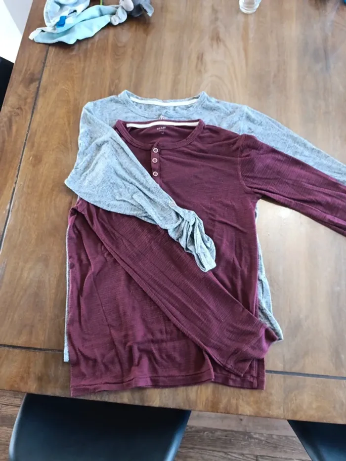 t-shirt manches longues slim fit L ou M