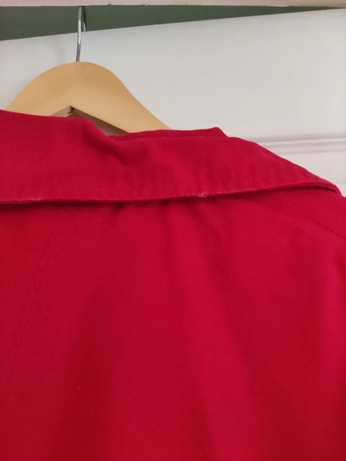 Manteau rouge - photo numéro 5