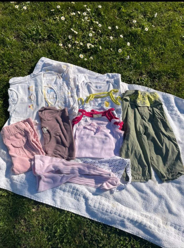 Lot vêtements fille 18 mois