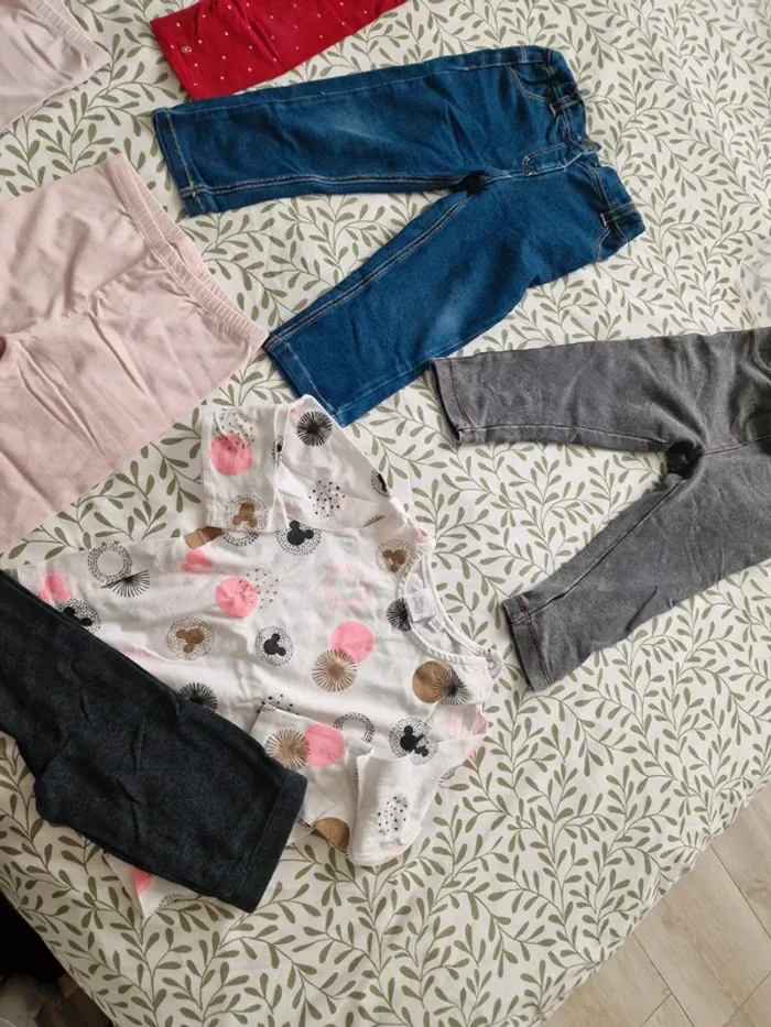 Lot vetements 18 mois fille - photo numéro 4