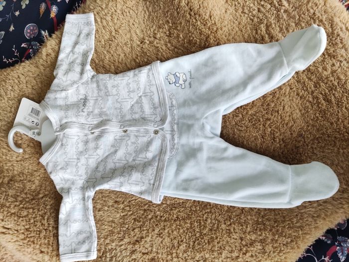 Ensemble nouveau né tout neuf - photo numéro 2