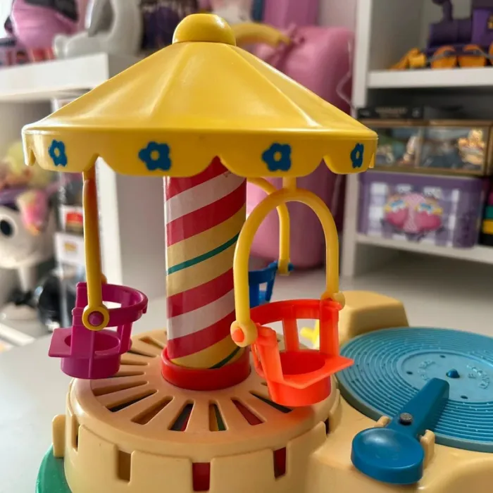 Manège à disques carrousel musical fisher price vintage - photo numéro 4